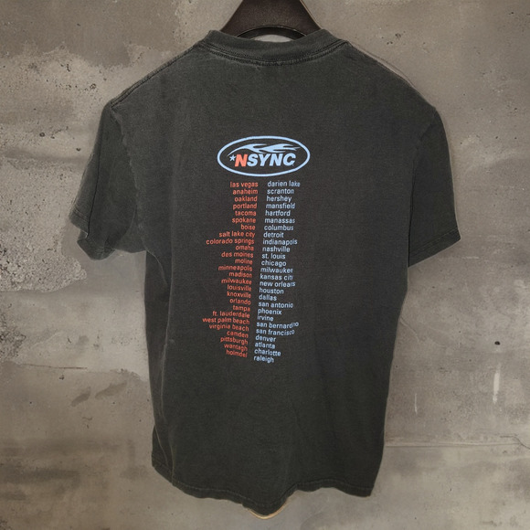Vintage 1999 NSYNC Double Sided Concert Tour Shirt - Medium - Picture 2 of 3
